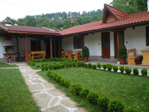 Къща За Гости Боляри Treavna Exterior foto